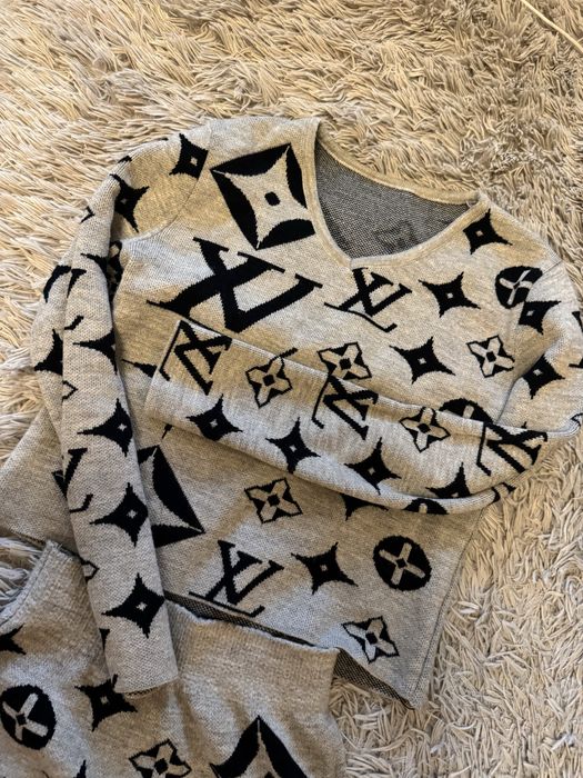 Bluza si fusta material tricotat marime S