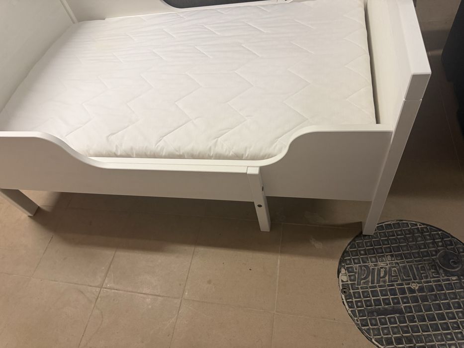 Продавам легло от ИКЕА/IKEA