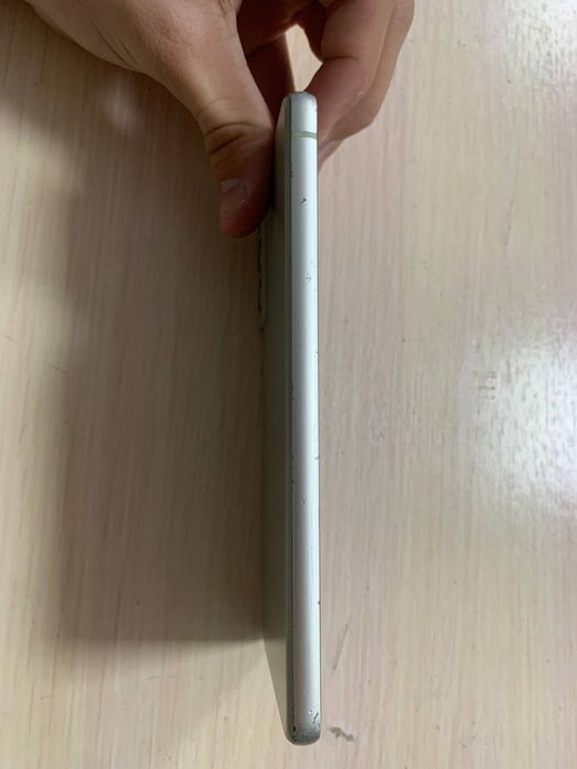 Samsung s21fe 128/6 Есть царапины