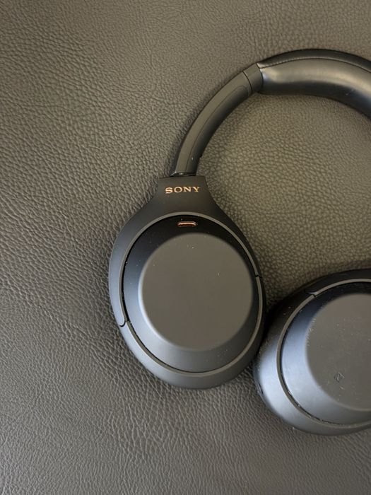 Слушалки Sony WH-1000XM4