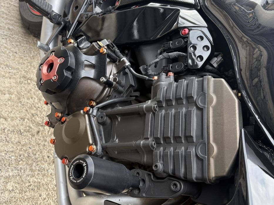 Vând kawasaki z 750  imatriculat Ro , propietar