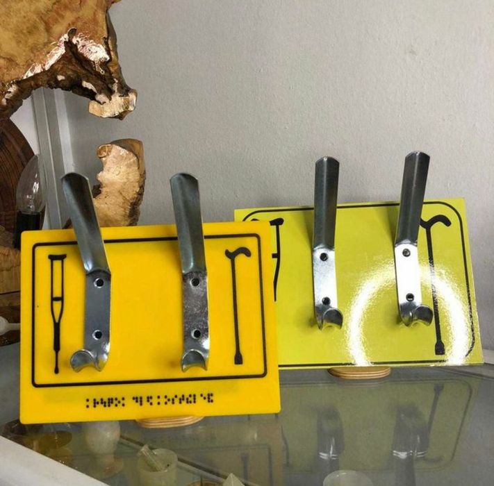 Крючок для трости инвалидов