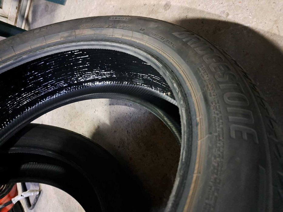 2 anvelope 235/50 R20 Bridgestone