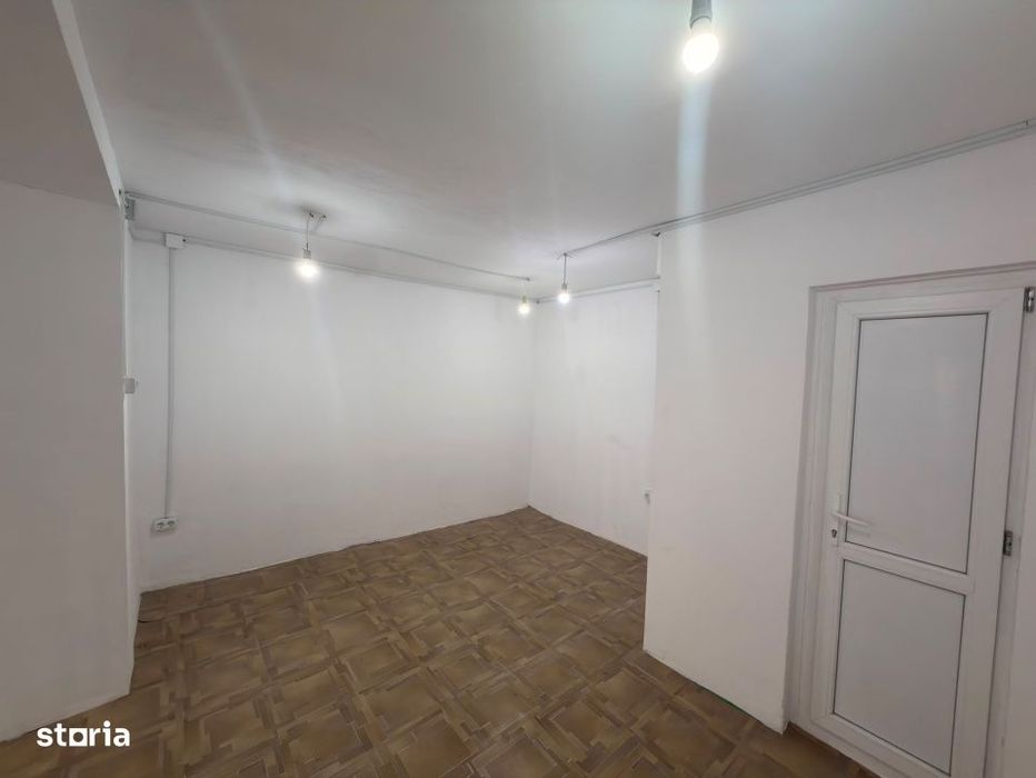 Spatiu comercial de inchiriat, 50 mp, Vad comercial
