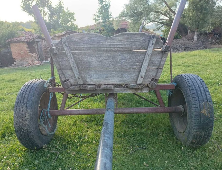 Каруца за работа