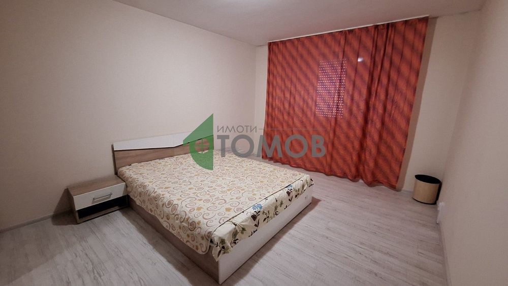 Дава се под наем Тристаен апартамент в Стара Загора, Център - 80 кв.м за 357 € - Снимка #6