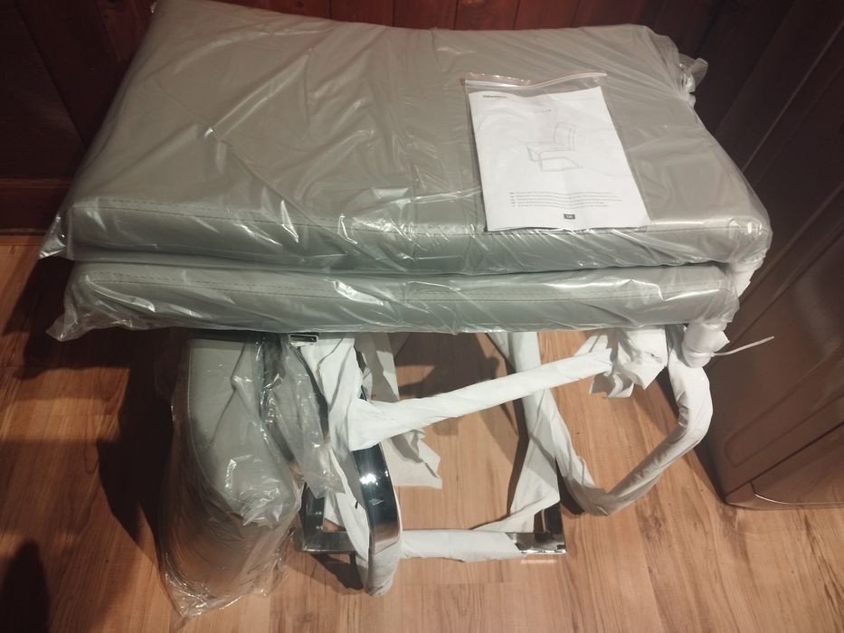 Стол за трапезария