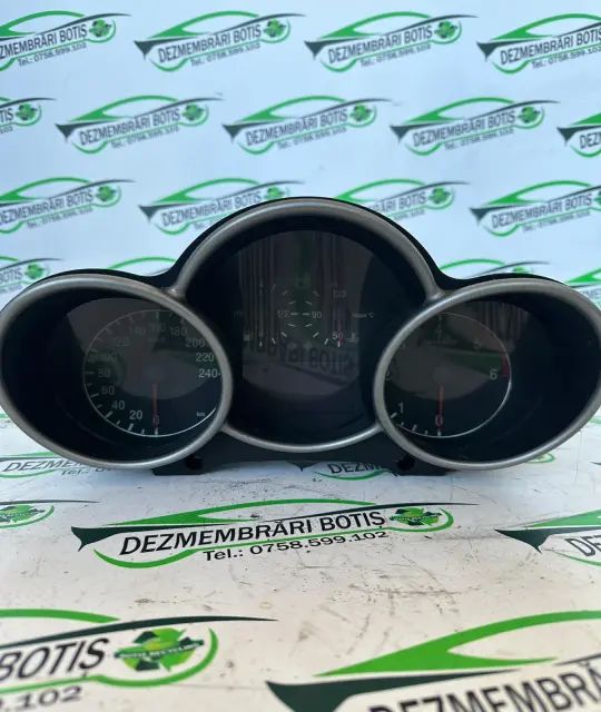 Ceasuri bord 735290181 Alfa Romeo 147 2003 1.9 JTD MT (115 hp)