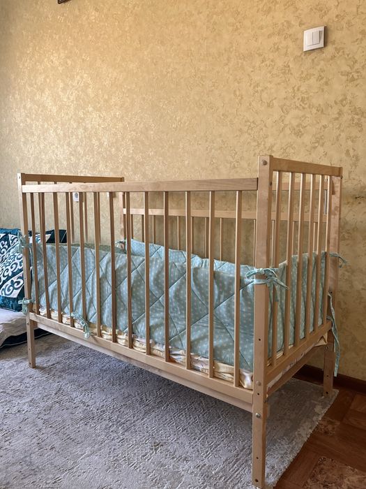Продается детская кровать манеж