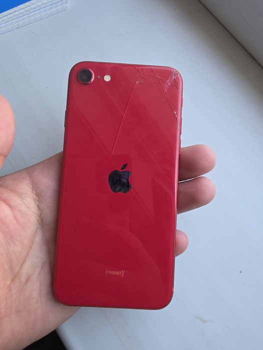 Iphone se срочно сатылады