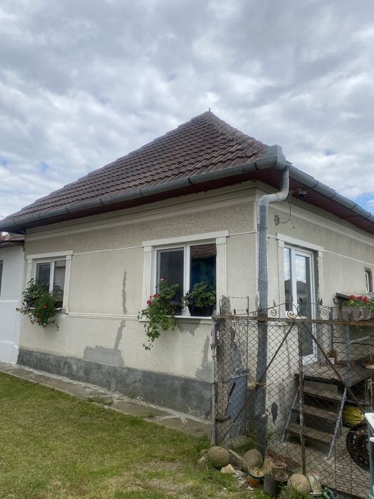 Casa de inchiriat