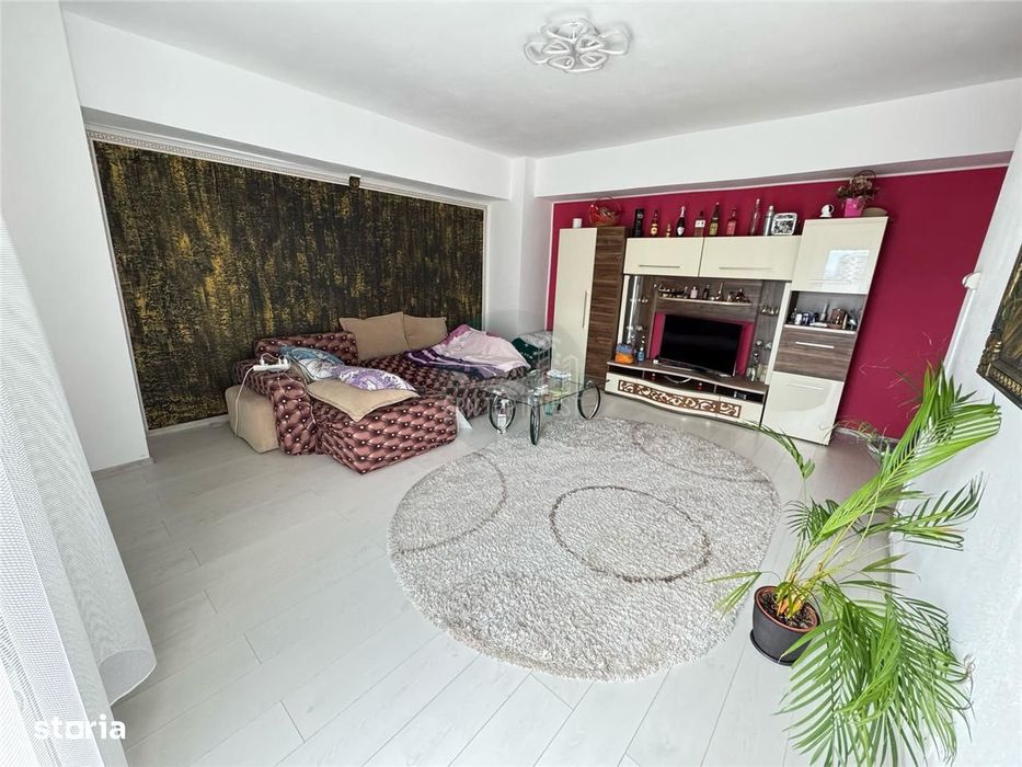 Apartament 2 camere decomandat balcon si parcare Bld Mihai Viteazul — fotografia 1