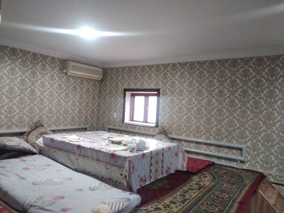 Ucaska sotiladi fozilovda.4 sotidan owiq