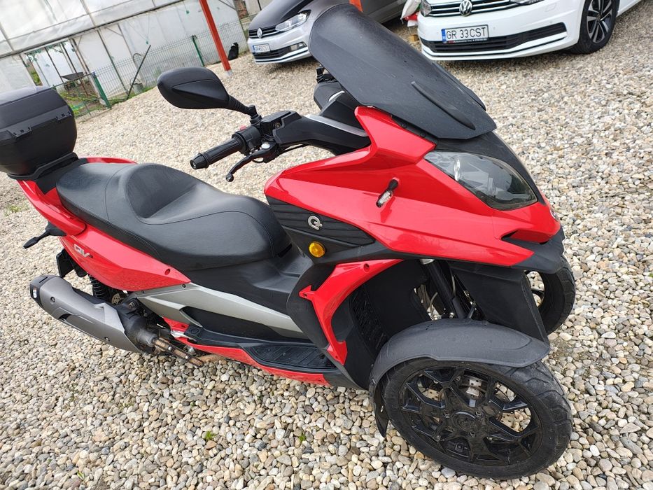 scuter  QUADRO. QV3