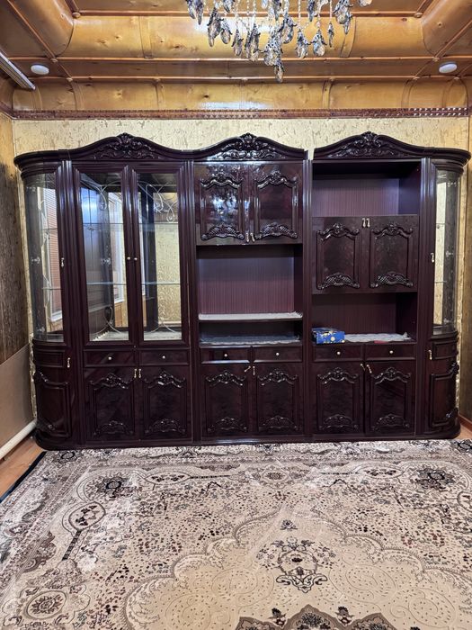 Италянский стенка мебель