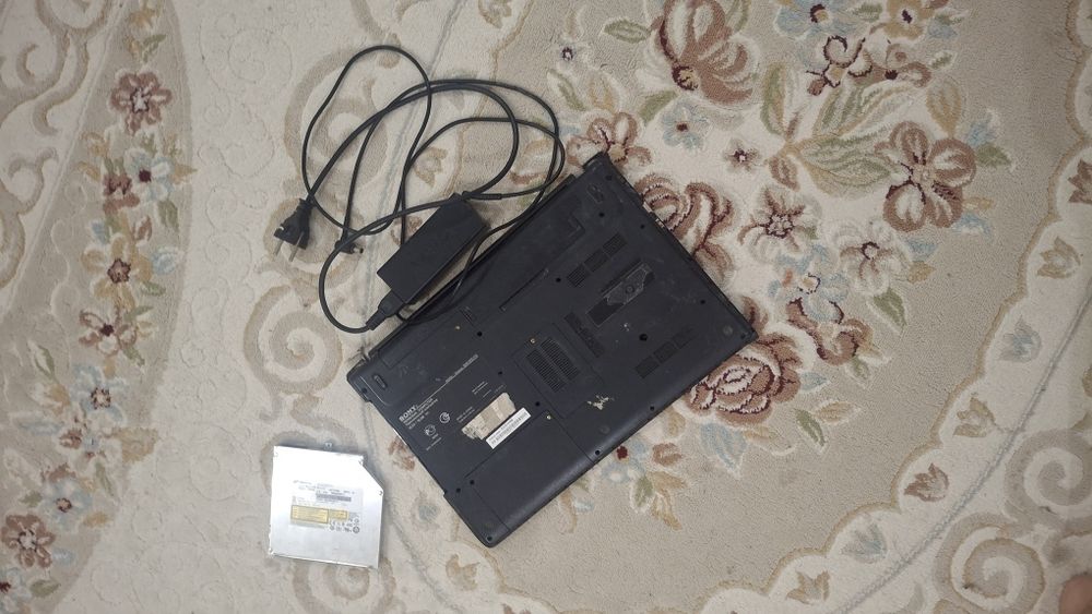 Продаю ноутбук Sony