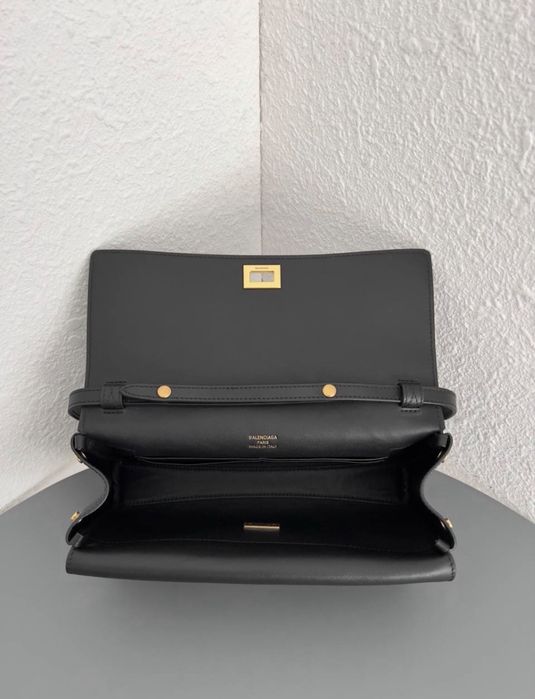 Geanta Balenciaga Bel Air