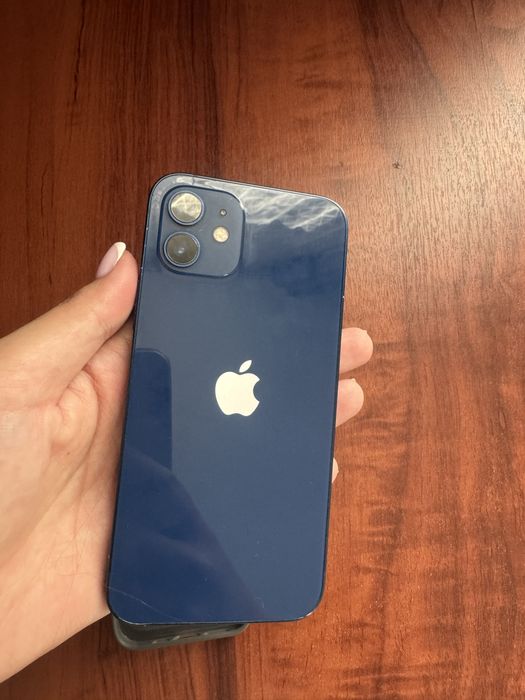 Срочно Продам айфон 12