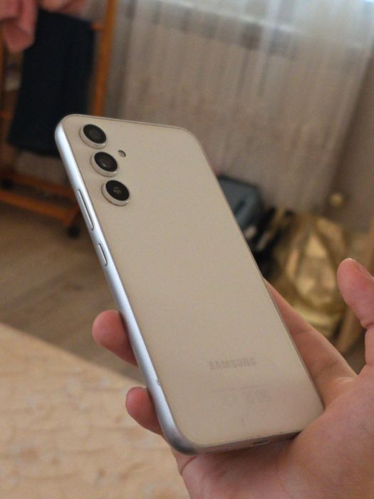 Samsung A54 В хорошем состоянии