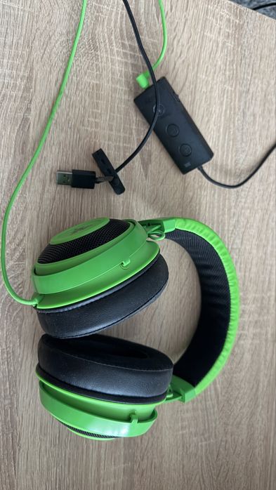 Casti Razer gaming cu microfon
