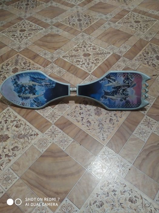 Продам скейтборд