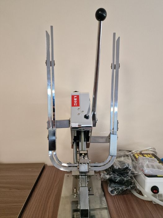 Клипсатор двухскрепочный