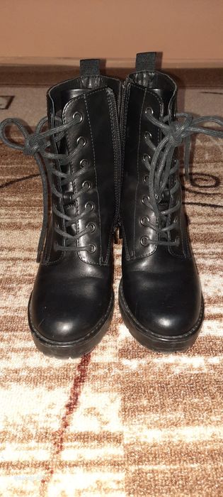 Боти Graceland 36 номер