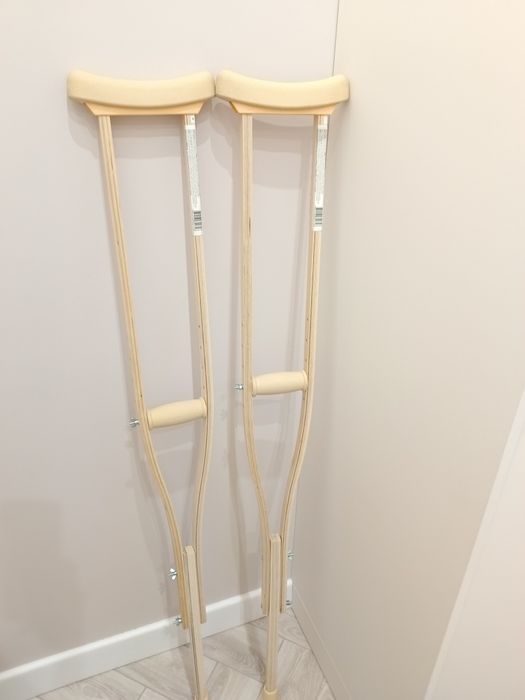 Костыль продам в отличном состоянии