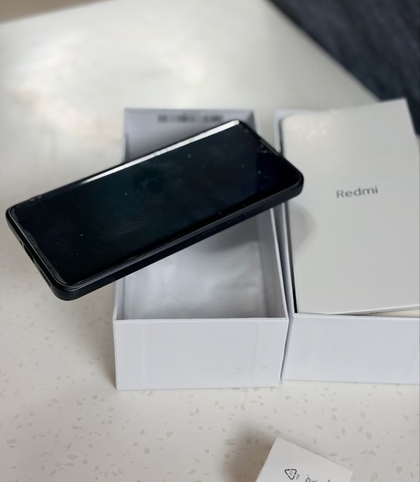 Продам Redmi Note 14 Pro+ 5G, белый.