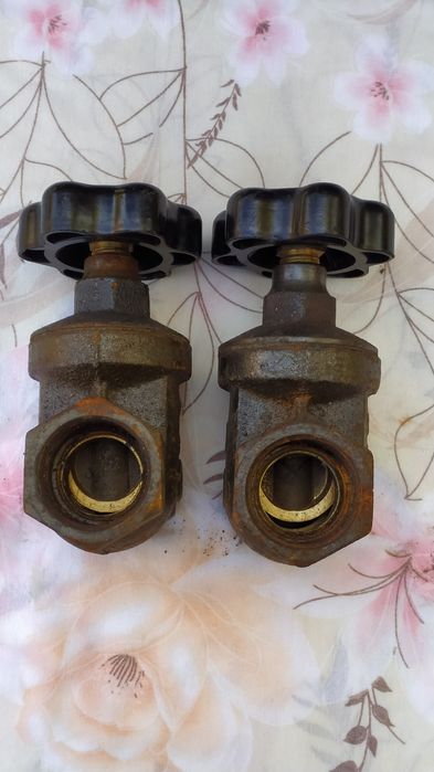 Спирателни кранове 1 ½"