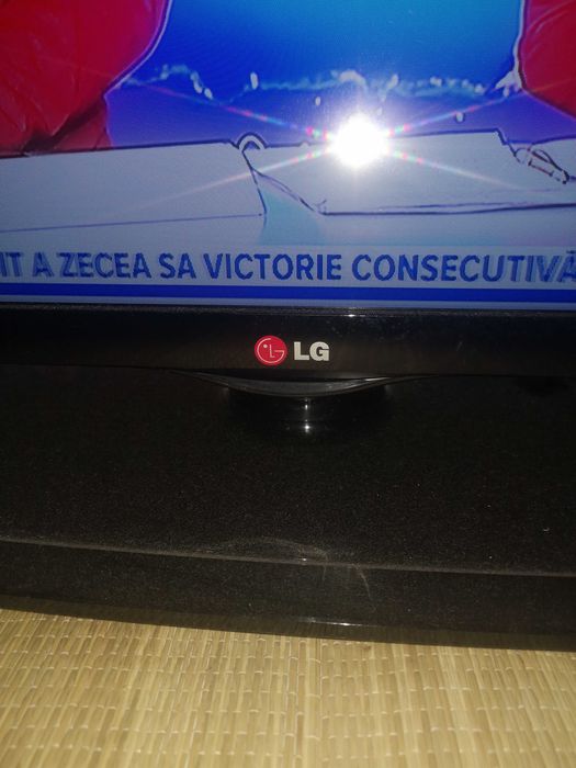 vand 2 bucati lg led 82cm