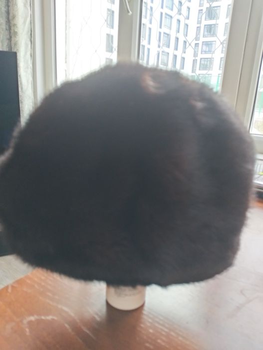 Продам шапки, недорого