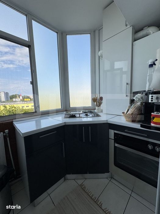 Apartament 3 camere, 60 mp, zona Billa
