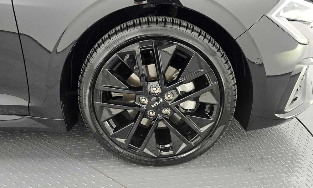 Kia K5 1.6Turbo Signature Black Edition