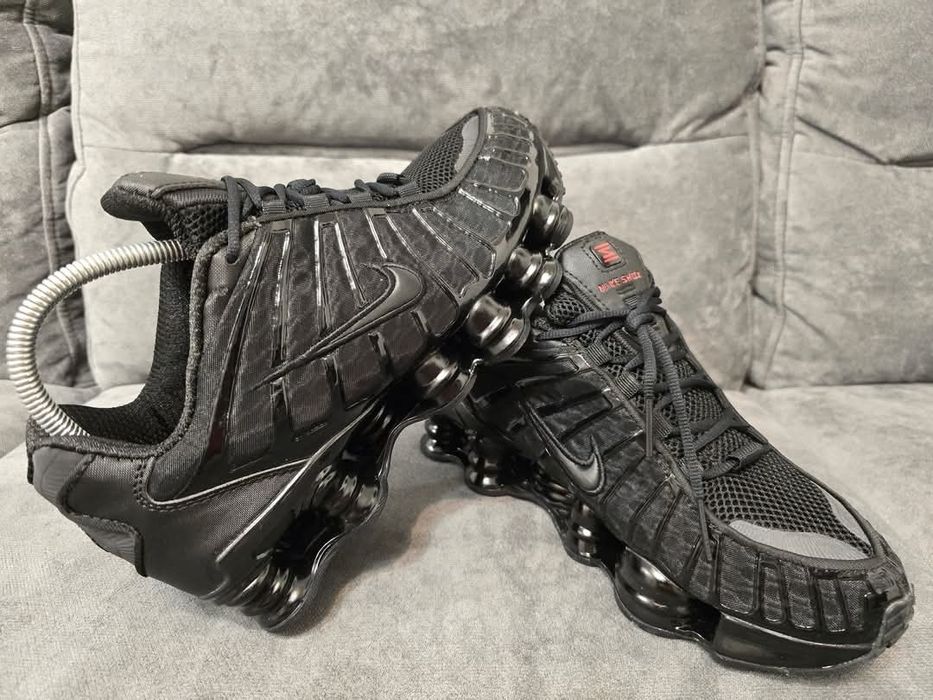 Nike shox nr 43 și 44 preț 400 lei