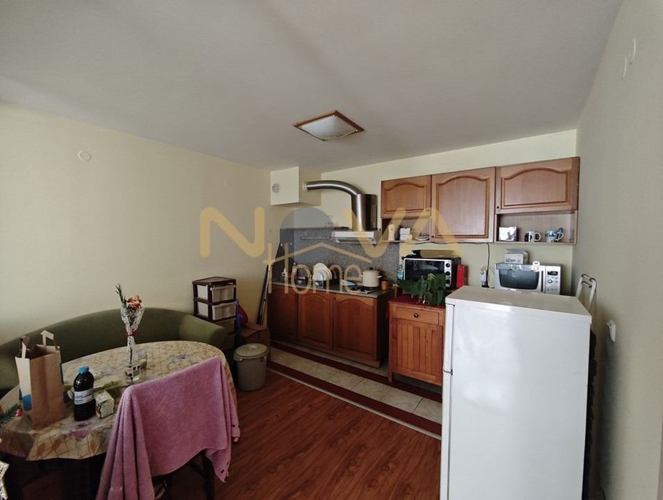 Продава се Двустаен апартамент в Варна, Левски - 88 кв.м за 1072 €/кв.м - Снимка #8