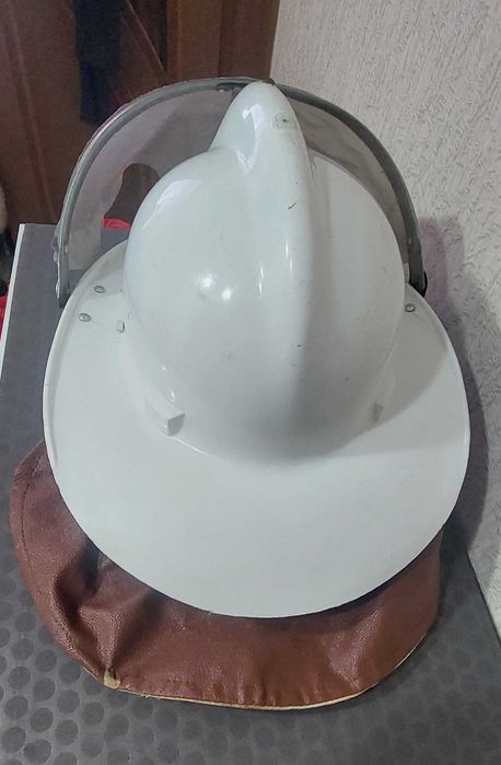 Каска шлем пожарного СССР