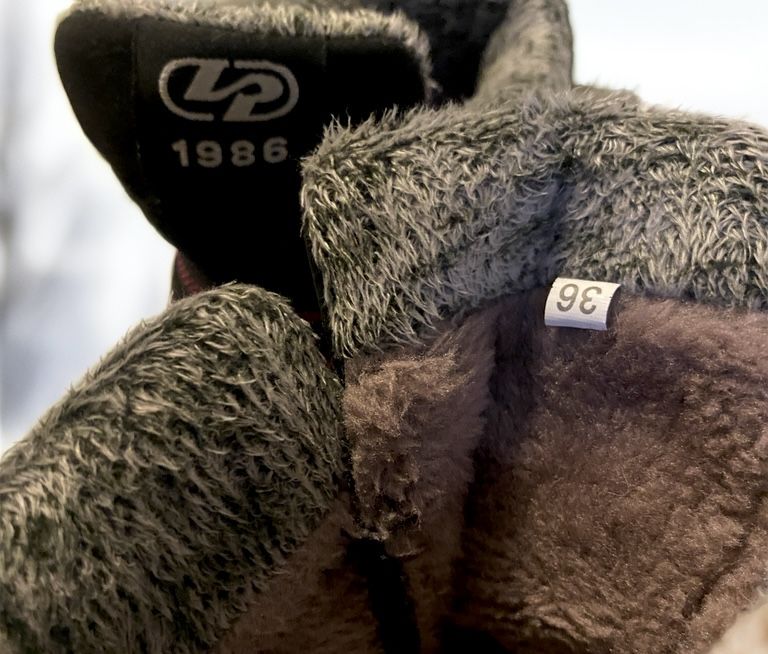 Ghete Dama - Blana, Talpa Aderentă, Ca Noi