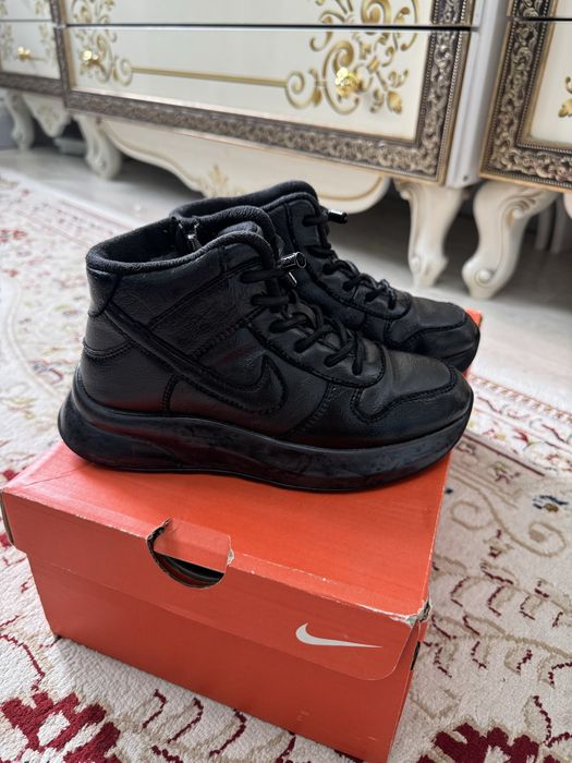 Кроссовочное ботинки от Nike (Осень,Весна)