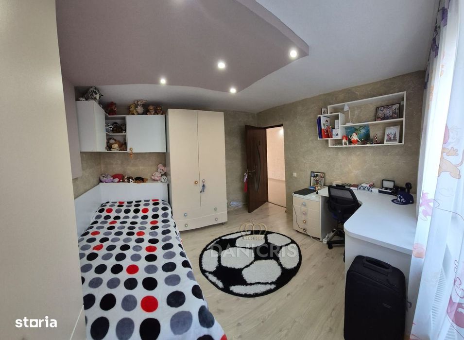Exclusivitate | Casă P+M | Valu lui Traian | 337 mp teren | Garaj