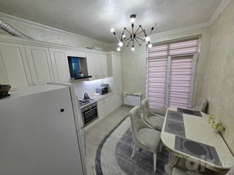 "Assalom maxtumquli махтумкули кочасида 74m2 сотилади квартира срочно