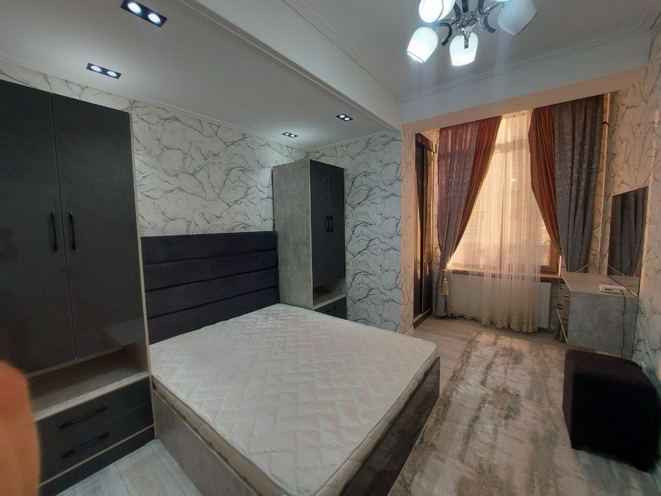 Срочно сдаётся 2-х комнатная квартира этаж 2 ориентир Family парк