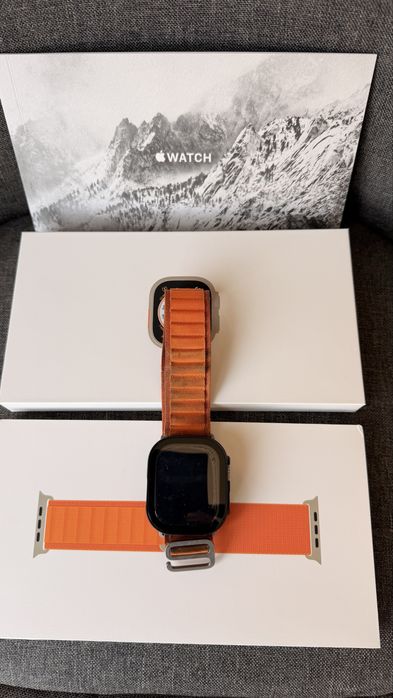 Apple Warch Ultra 49 mm, като нов, пълен комплект!