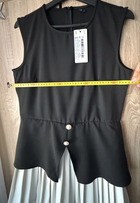 Noua cu eticheta, rochie plisata alb negru, XL/42