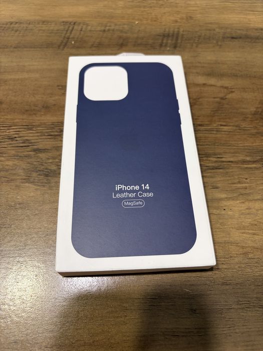 Чехол на Iphone 14