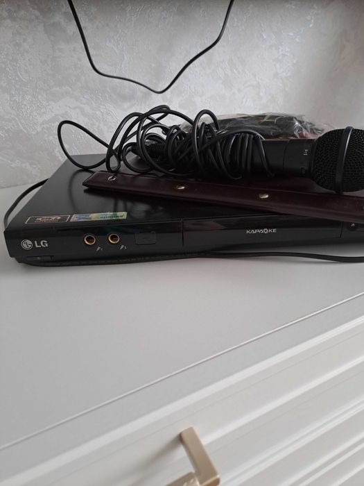 Продам LG DVD караоке