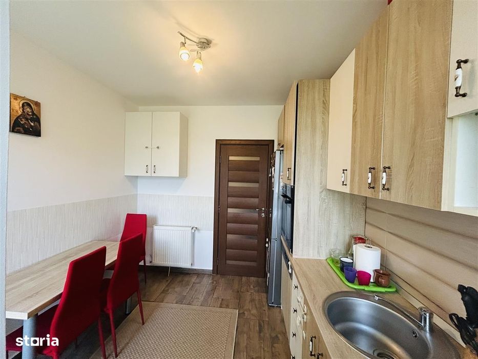 Apartament 2 camere decomandate, parcare subterană, balcon