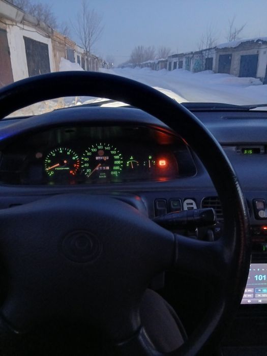 Продам автомобиль Мазда 626