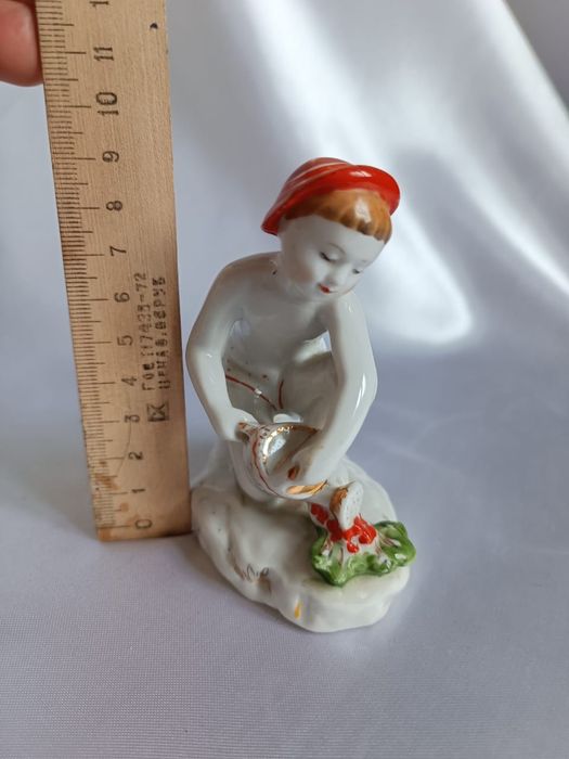 Статуэтка , антиквариат