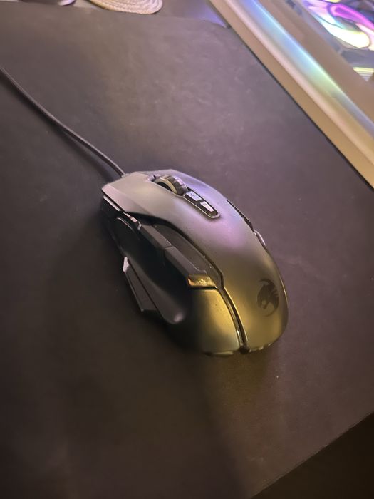Mouse Gaming Roccat Kone AIMO Black RGB